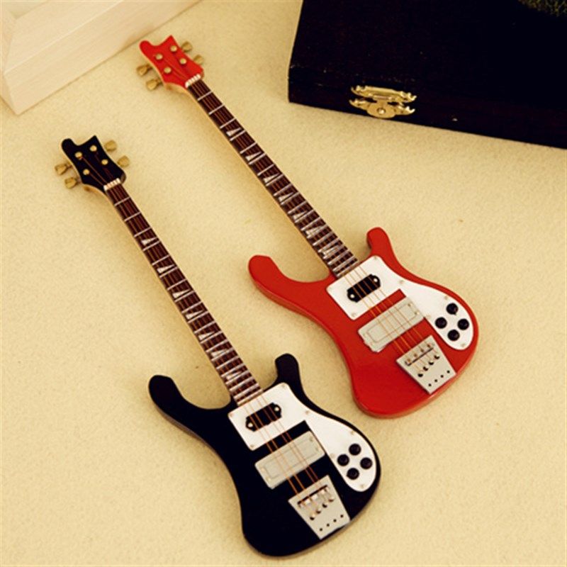 电贝司电吉他电贝斯m乐器模型摆件配娃娃兵人用送男女朋友七夕礼,淘宝优惠券,粉丝福利购,淘宝优惠卷