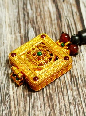 藏传用品尼泊尔工艺嘎乌盒吊坠佛珠饰品佛心咒彩绘随身佛盒