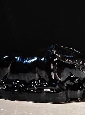 卧牛趴着低头喝水的水牛小黄牛型摆件家居卫生间厕所厨房浴室用品