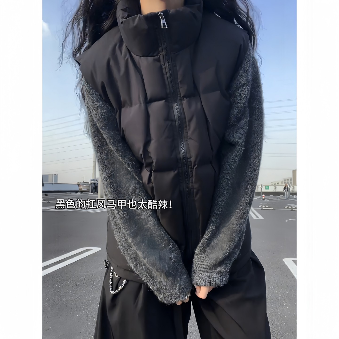 黑色无袖工装羽绒马甲男冬季机能多口袋坎肩外穿加厚立领棉服外套 - 图2