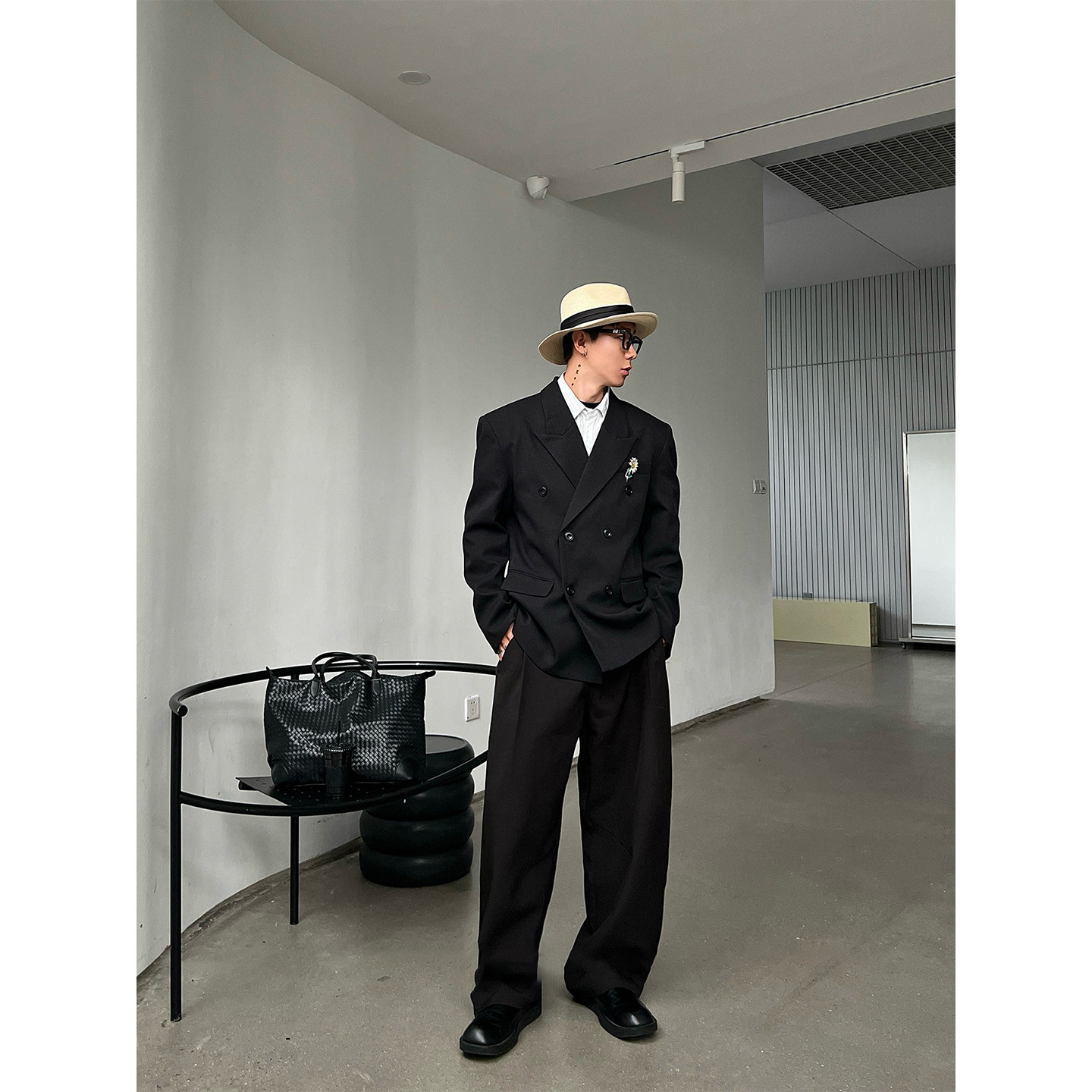 权志龙GD同款小雏菊戗驳领西装套装男士痞帅高级感双排扣休闲西服,淘宝优惠券,粉丝福利购,淘宝优惠卷