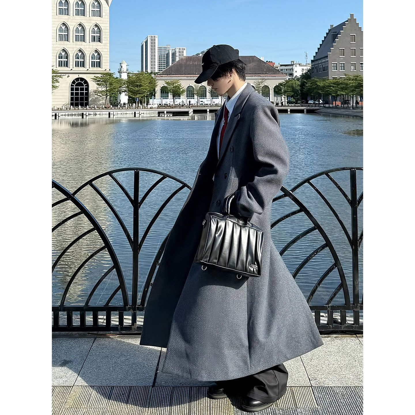 灰色长款教父大衣男冬季高级感收腰垫肩西装外套廓形正肩毛呢风衣,淘宝优惠券,粉丝福利购,淘宝优惠卷