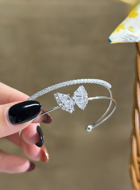 法式锆石蝴蝶双层开口手镯轻奢高级感手环个性潮流时尚百搭手饰女