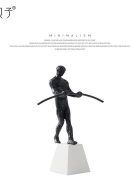 艺合贝饰子极简轻黑色锌铁平衡YB-RZ-17人物摆件抽象人像样板房软