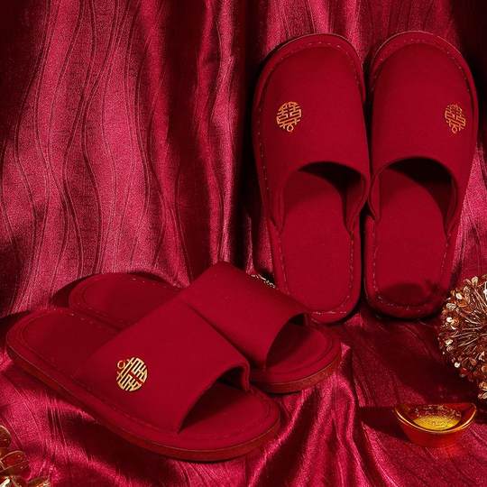 Wedding slippers, festive red for a newlywed couple, wedding supplies, wedding preparation supplies, dowry items for women