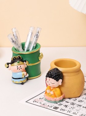 新款国潮神仙摆件k笔筒办公室财神置物收纳学生桌面笔筒轻奢高级