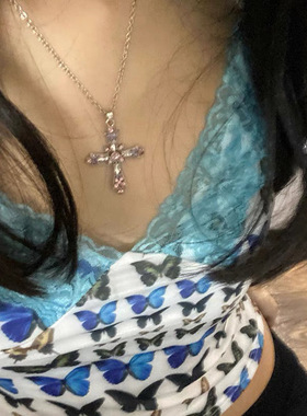 辣妹十字架项链女2024年新重工镶钻哥特欧美风y2k小众设计锁骨链-
