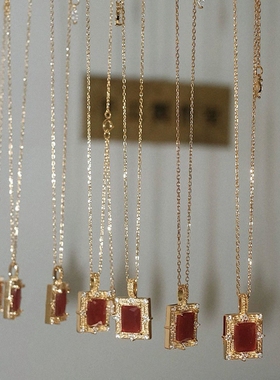 晚宴长方红宝石项链 女纯银镀18K黄金色方块方糖镶钻锁骨链复古潮