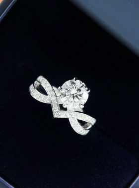 加冕爱翼戒指女纯银白金满钻皇冠指环婚戒高级轻奢婚礼情人节礼物