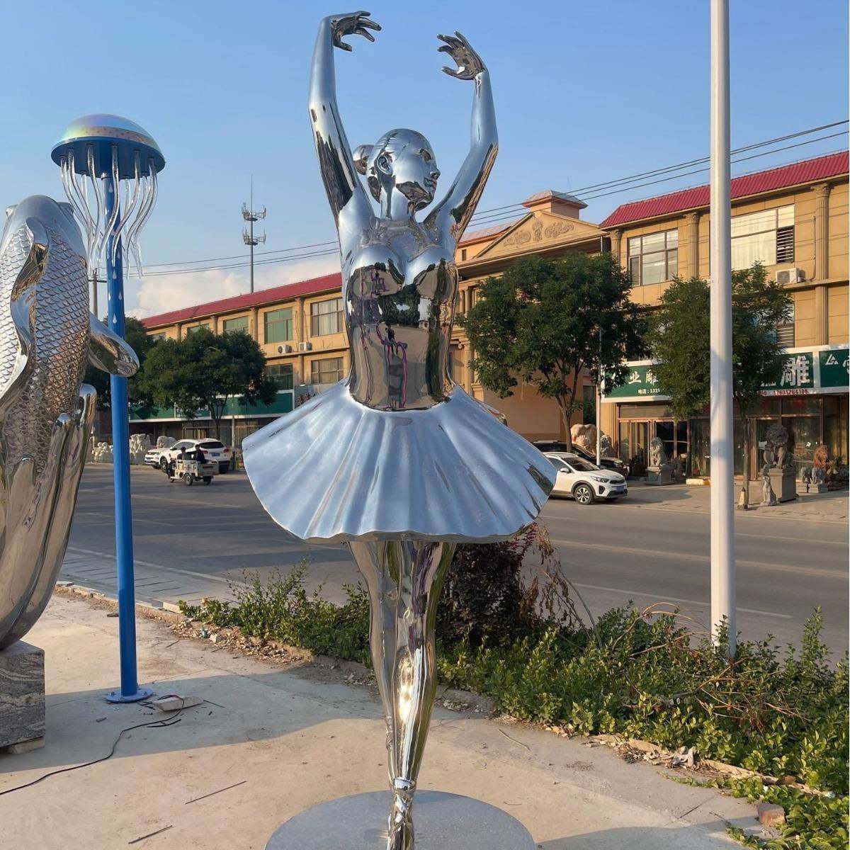 户外人物不锈钢雕塑镜面创意抽象艺术装置摆件大型景观装置,淘宝优惠券,粉丝福利购,淘宝优惠卷