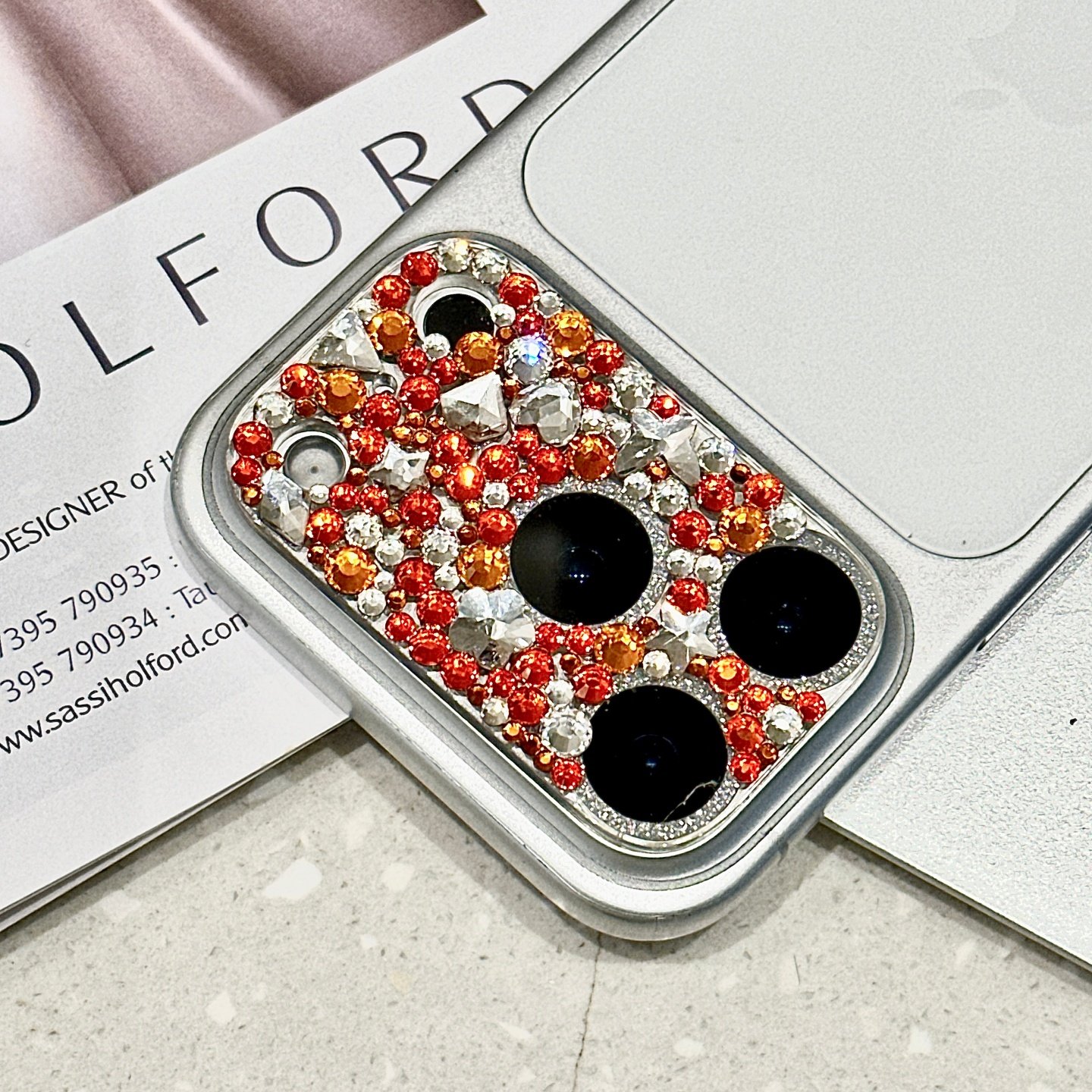 橙色幸运草满钻镜头贴适用苹果17promax镜头膜新款超闪镶钻iPhone17pro后摄像头彩钻保护圈17pm一体全包覆盖,淘宝优惠券,粉丝福利购,淘宝优惠卷