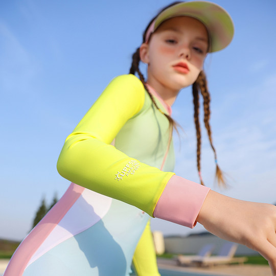 Qidong Children's Wear Little Dolphin Girls Summer Sunscreen Anti-chlorine Long Sleeve Quick-drying One-piece Swimsuit Children's Hot Spring Swimwear