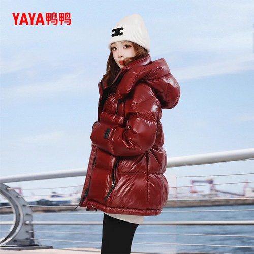 YAYA鸭鸭2025冬季新款羽绒服女黑金泡芙短款加厚连帽气质休闲外套 - 图1
