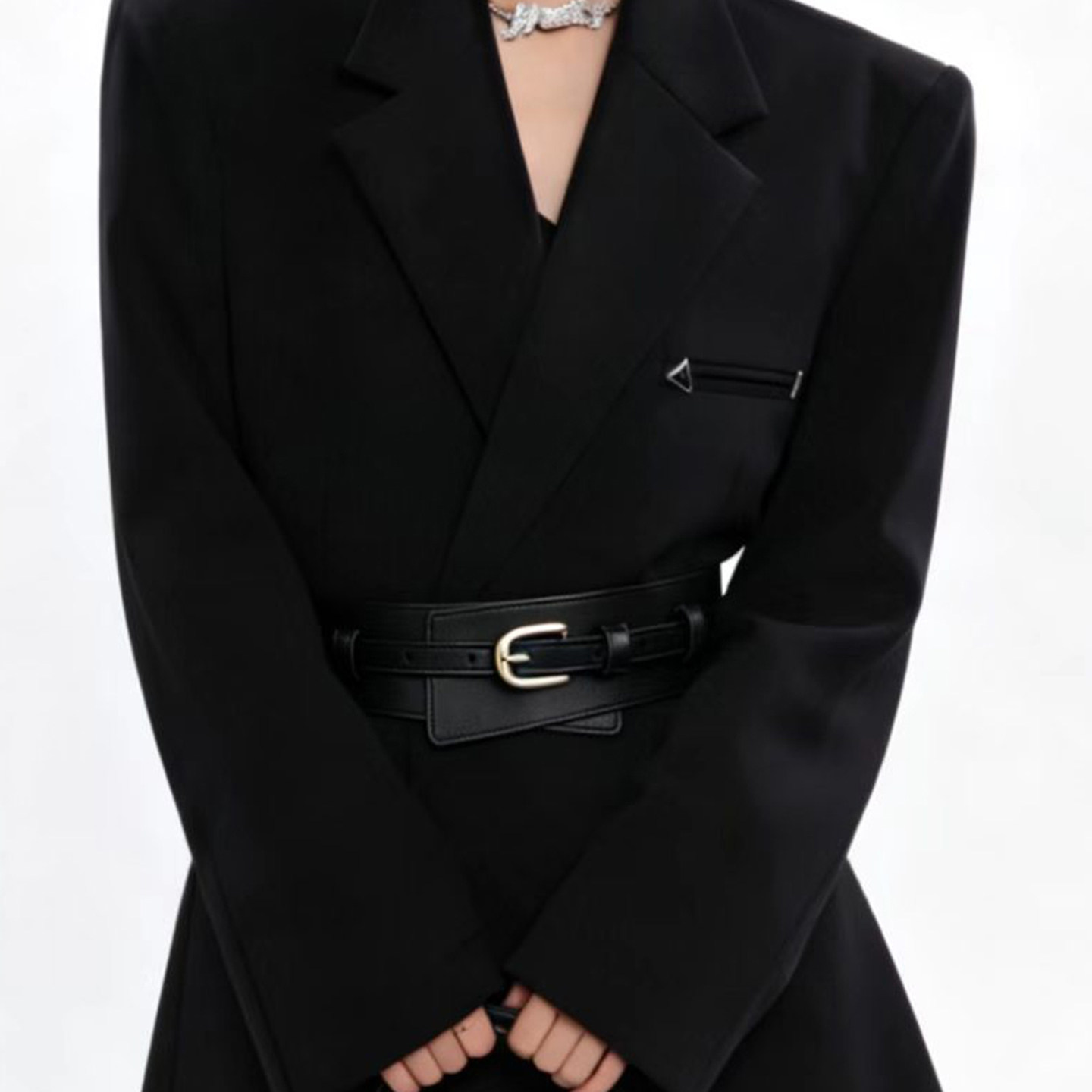百搭黑色腰带女士2026新款配裙子西装腰封束腰高级感腰间配饰皮带