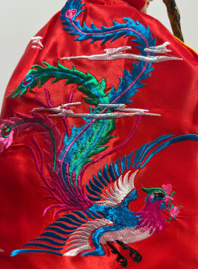 黑妈妈双龙刺绣神像斗篷披袍家用