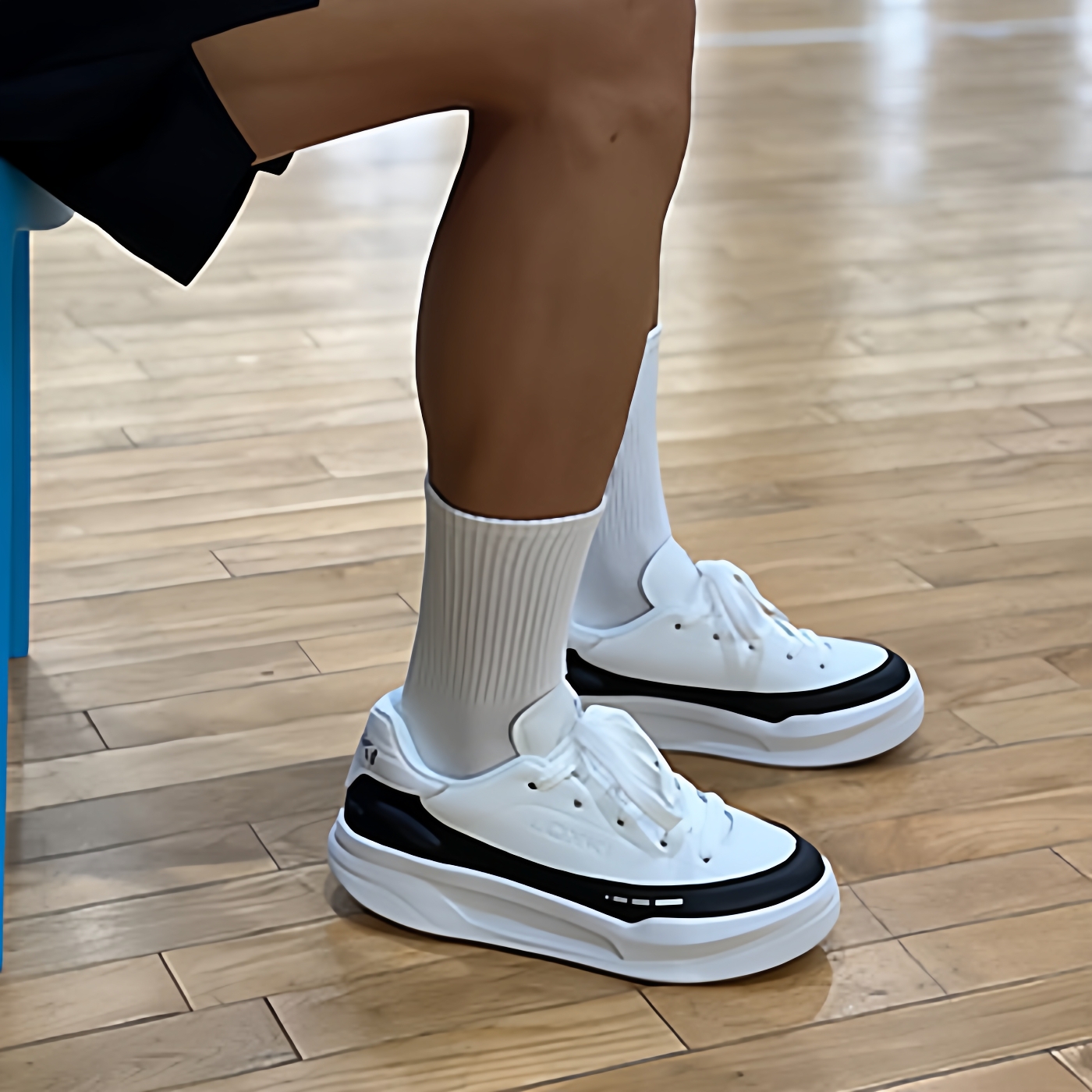 LOXKi洛克斯基男生鞋子秋冬新品板鞋男鞋运动休闲鞋【明星同款】 - 图2