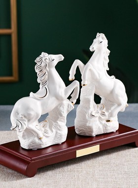速发陶瓷马摆件家居饰品客厅办公室电视柜工艺品酒柜开业礼品招财