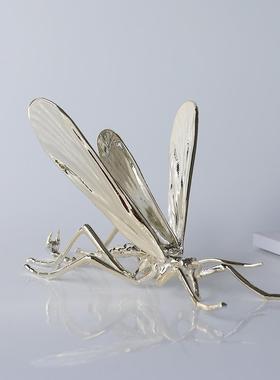 现代B01121简意仿真昆虫装饰摆件约样创房板书房动物雕塑软装家居