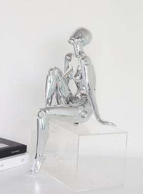 轻奢空山为主的机械女神饰品销售处客厅入口电视酒柜办公室桌面装