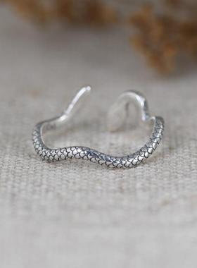 网红- 925银复古工艺创意设计银蛇素圈指环女文艺食指戒指