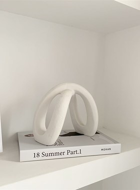 秘密卡车 in风白色极简陶瓷抽象线条艺术家居饰品民宿装饰