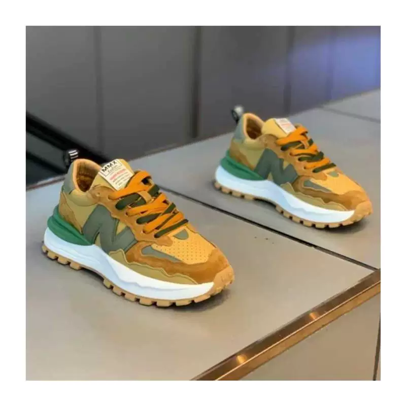 2024 год весна Новая дышащая обувь Dad Shoes для спорта и отдыха, универсальная, толстая подошва, рост вверх, мужские кроссовки, ретро стиль, трендовые мужские кроссовки