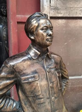 毛主席全身站像摆件铜中式