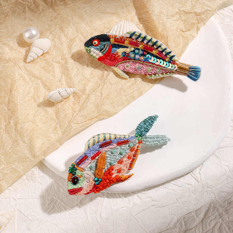 手工刺绣diy材料包多巴胺小鱼胸针四件套可变发夹送朋友闺蜜礼物,淘宝优惠券,粉丝福利购,淘宝优惠卷