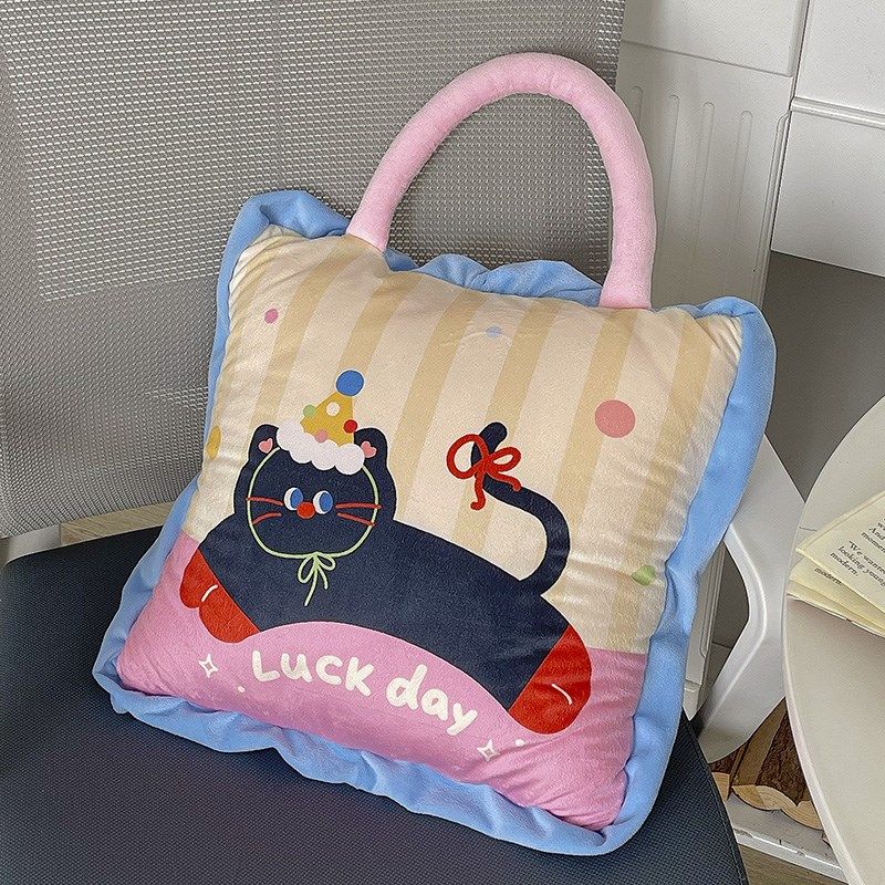 米小小抱枕毯子二合一枕头被子两用办公I室午休车载用折叠午睡毛,淘宝优惠券,粉丝福利购,淘宝优惠卷