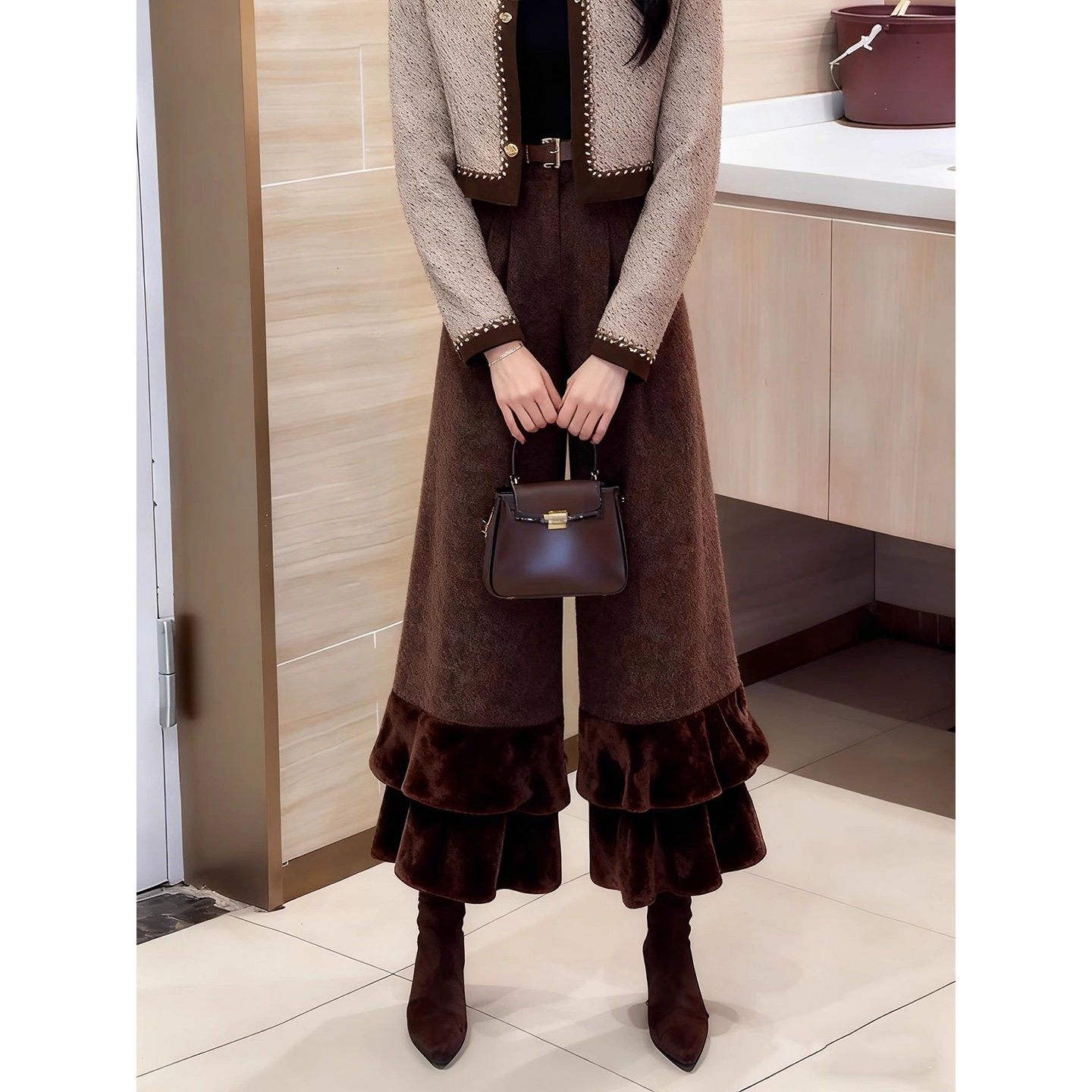 咖色荷叶边拼接毛呢阔腿裤女冬季2025新款宽松加绒设计感九分裤子,淘宝优惠券,粉丝福利购,淘宝优惠卷