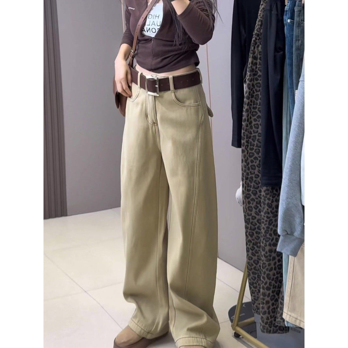 卡其色阔腿加绒加厚牛仔裤女冬季2025新款高腰显瘦宽松拖地直筒裤,淘宝优惠券,粉丝福利购,淘宝优惠卷