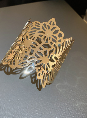 多层镂空开口手镯欧美金属风时尚气质臂环小众通勤新款手环手饰女