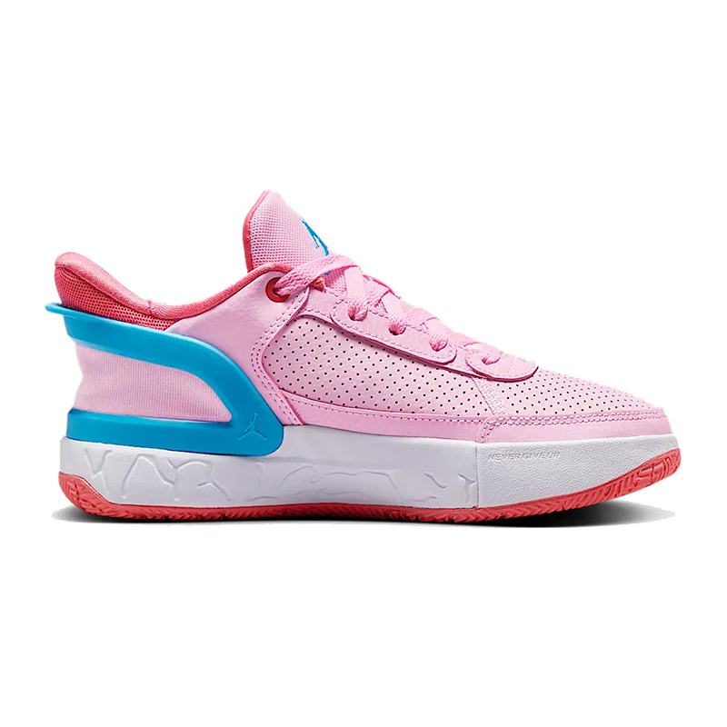 NIKE耐克大童鞋JORDAN DAY1 E.O运动训练篮球鞋FQ1306-600 - 图1