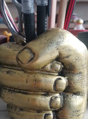 大权在握笔筒书桌置物架学生多功能笔盒办公室桌面收纳盒创意摆件