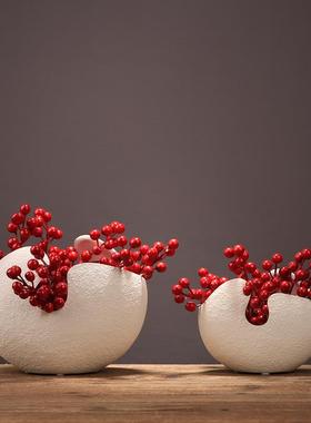 现代简约陶瓷花瓶创意蛋壳仿真花红果工艺品喜庆摆件欧式饰品摆设