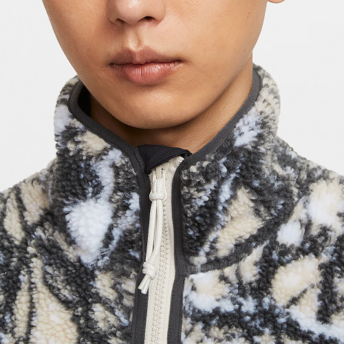 Nike/耐克正品当季款男士仿羊羔绒半拉链卫衣FZ8623-104 - 图1