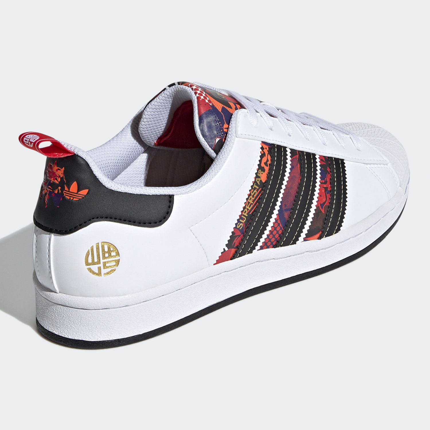 Adidas/阿迪达斯正品三叶草男女运动休闲透气板鞋 Q47184,淘宝优惠券,粉丝福利购,淘宝优惠卷