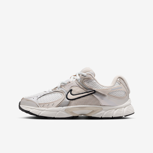 Nike/耐克正品V5 RNR GS女子大童网眼缓震运动鞋HQ6411-102 - 图1
