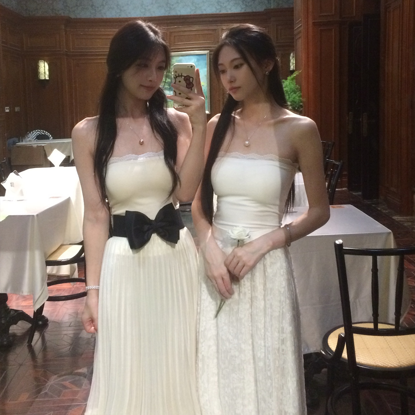 【杏白乡】LIli百合乡双层安全感自带胸垫可外穿浪漫蕾丝抹胸上衣 - 图2