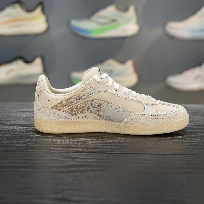 李宁正品中国文化系列故宫联名女子舒适透气运动板鞋AGCW126-1,淘宝优惠券,粉丝福利购,淘宝优惠卷