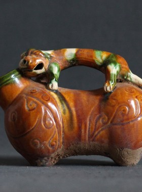 唐三彩陶瓷瓶虎首执壶提梁壶仿古代陶瓷夜壶古玩收Z藏老货摆件