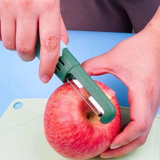 厨房水果刮皮刀削皮刀刮皮器家用多功能二合一便携式削苹果神器