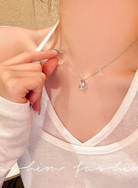 星球月亮吊坠钛钢项链女2026新款