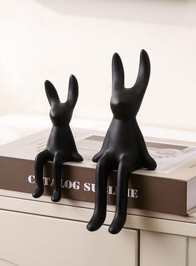 坐姿摆件高级感长耳兔子客厅悬浮电视背景墙玄关装饰品