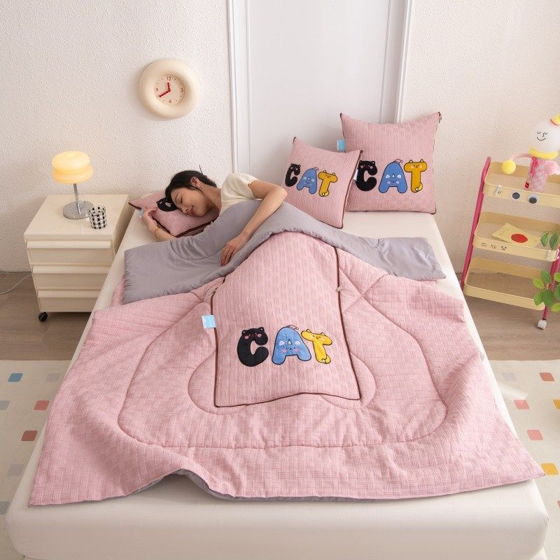 折叠抱枕被子两用车载多功能午休靠垫枕头被办公室沙发午睡空调被,淘宝优惠券,粉丝福利购,淘宝优惠卷