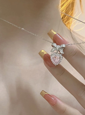 粉钻蝴蝶结项链女纯银轻奢小众爱心锁骨链高级感设计网红生日礼物