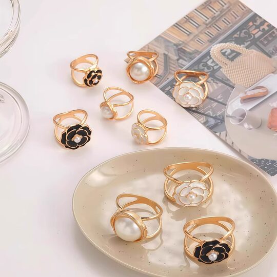 Belt knotted buckle 2024 new multifunctional silk scarf buckle