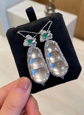 近3小时900+人加购过的吊坠