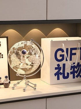 地球仪摆件轻奢高级感小众宇航员太空人女童12岁男孩生日礼物乔迁