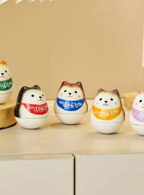 速发柴犬不倒翁可爱装压系具公桌面解饰摆件创意小狗玩办礼物